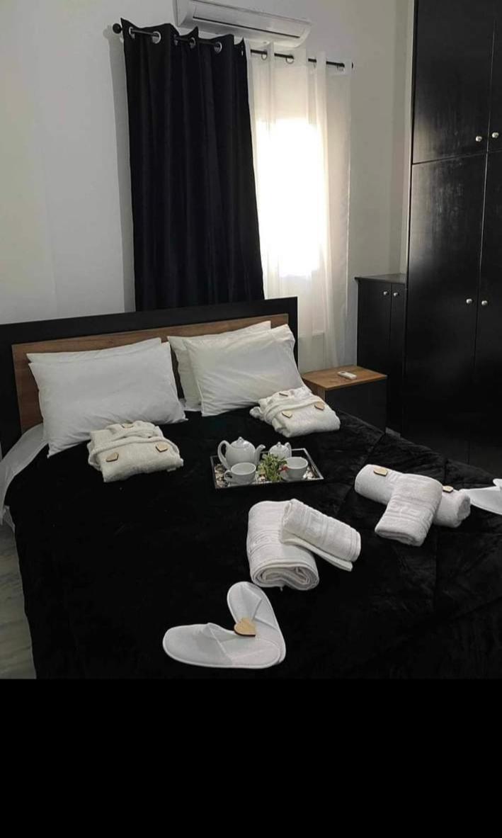 Mirto Luxury Appartment Heraklion  Bagian luar foto